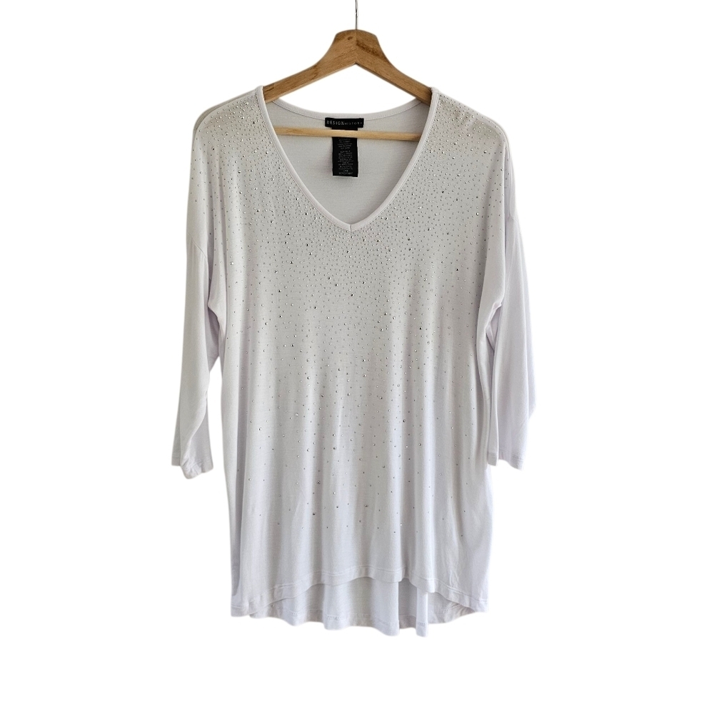 DESIGN HISTORY White Rhinestone Embellished Semi-sheer V-Neck Top, Size M
